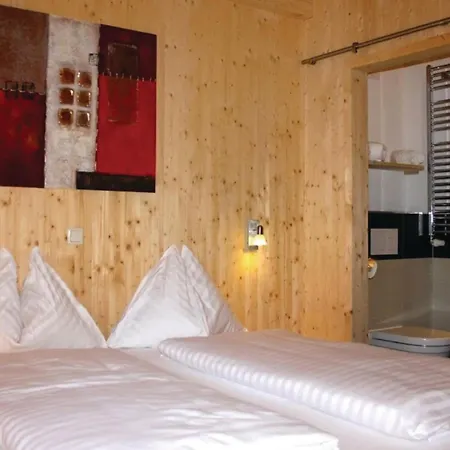 Four-bedroom Holiday In Turrach